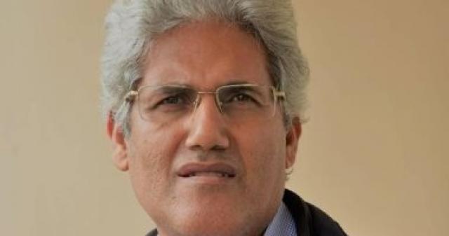 الفنان التشكيلى عادل نصيف