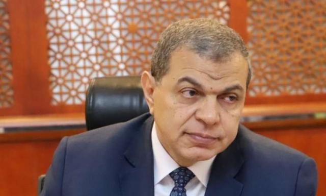 وزير القوى العاملة