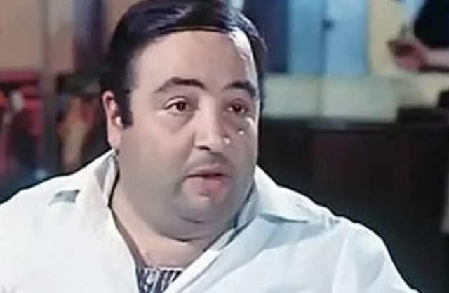 يونس شلبى 