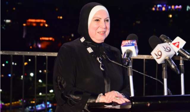 نيفين جامع وزيرة التجارة والصناعة