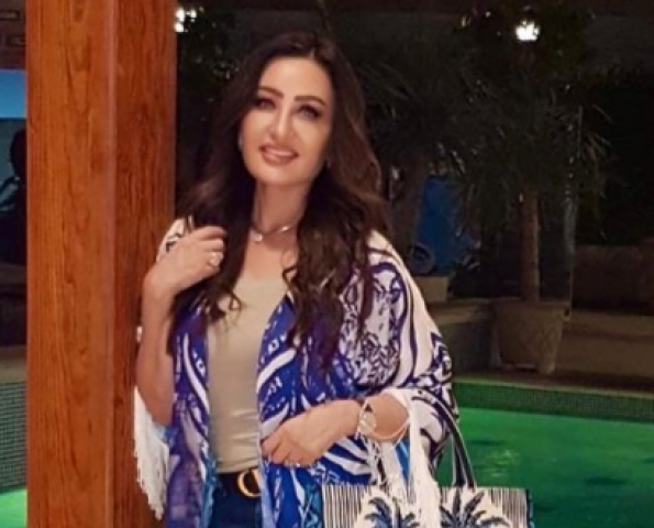 الفنانة لطيفة