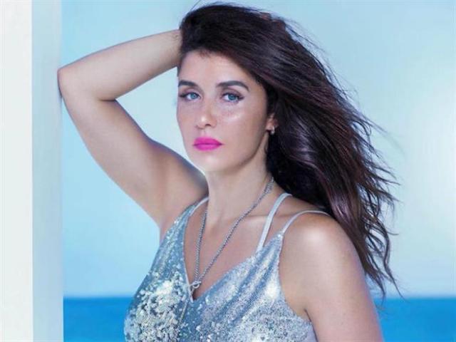 غادة عادل 