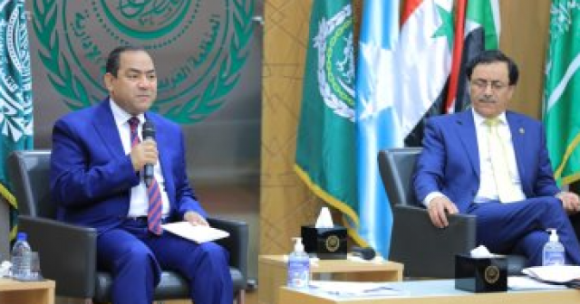 الدكتور صالح الشيخ والكتور ناصر القحطاني