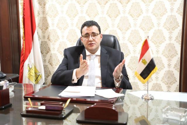 الدكتور خالد مجاهد