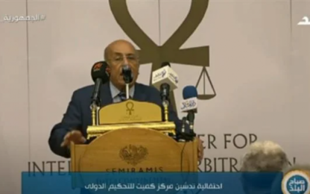  الدكتور مفيد شهاب