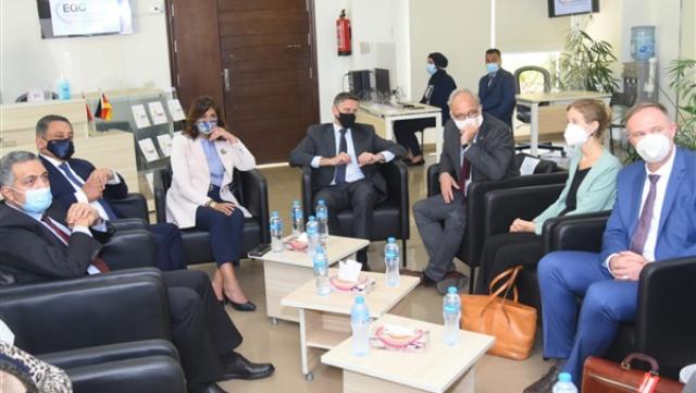 وزيرة الهجرة وسفير ألمانيا