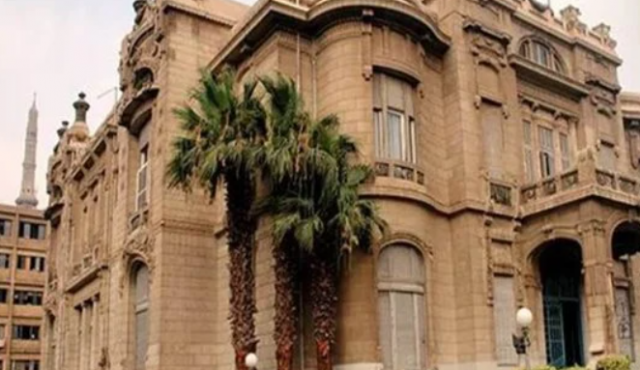 جامعة عين شمس