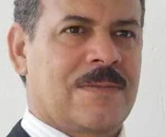 رئيس جامعه الوادي الجديد 