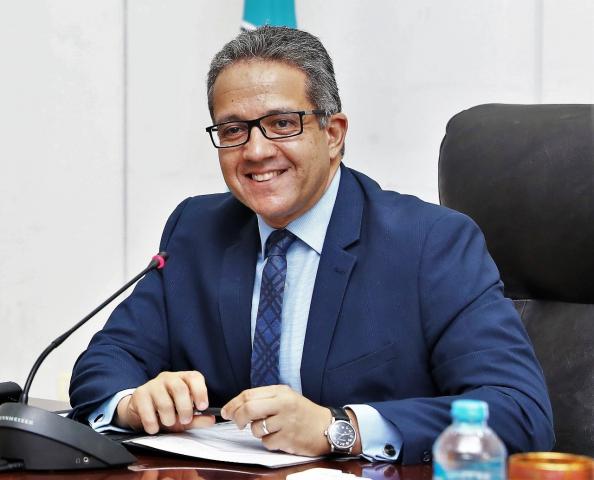 وزارة السياحة والآثار