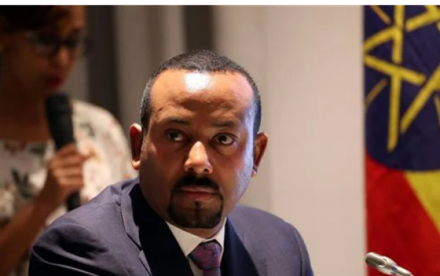 ابى احمد 