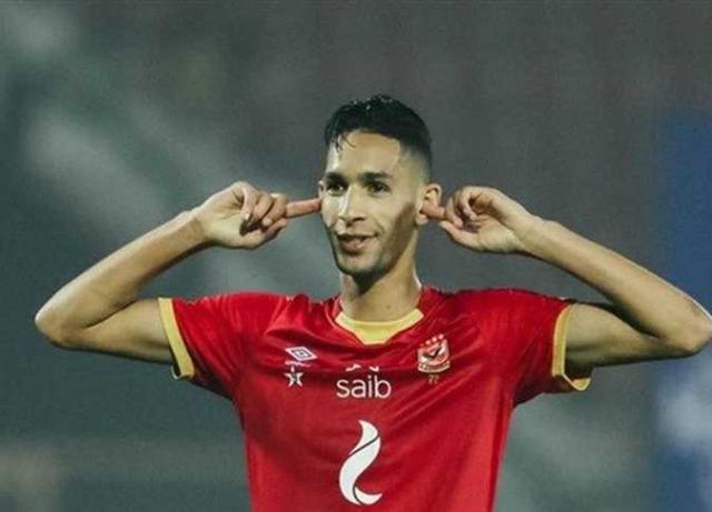 بدر بانون مدافع الاهلى