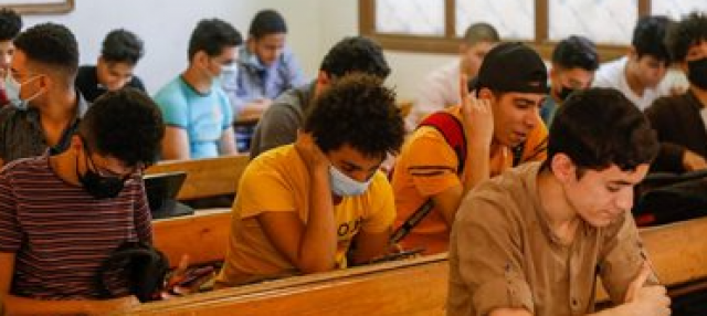 طلاب الثانوية العامة