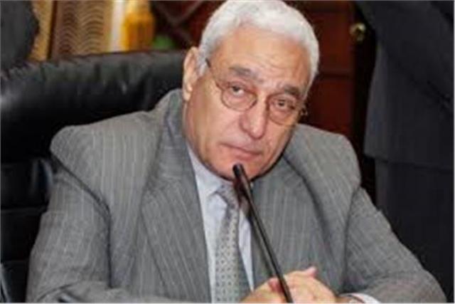 الدكتور أسامة العبد