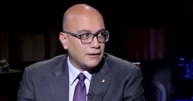 أحمد ناجي قمحة رئيس تحرير مجلة السياسة الدولية