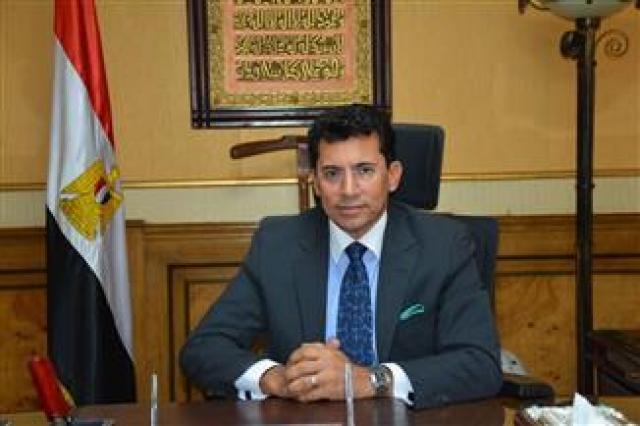 الدكتور اشرف صبحى 