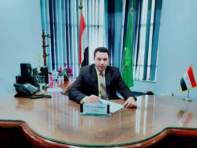  الدكتور فيصل محمود جودة 