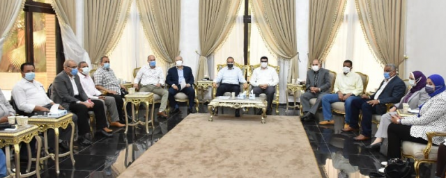 محافظ الشرقيه ورؤساء المدن والمراكز