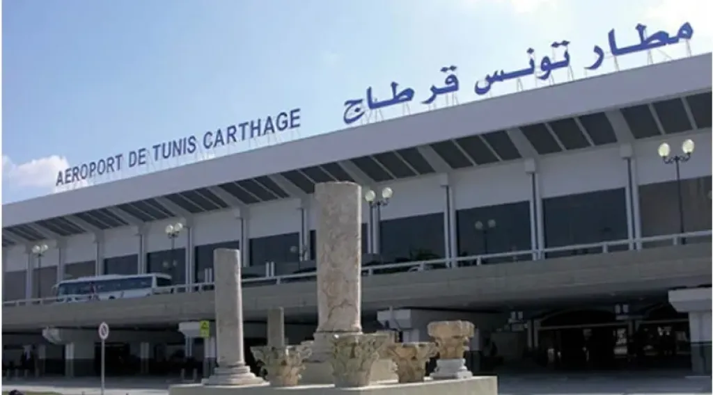 مطار تونس