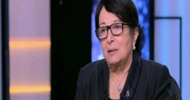 سميرة عبد العزيز