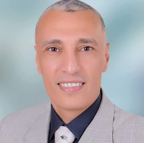 الدكتور أسامة مدنى