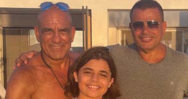 الهضبة مع محمد لطفى وابنه