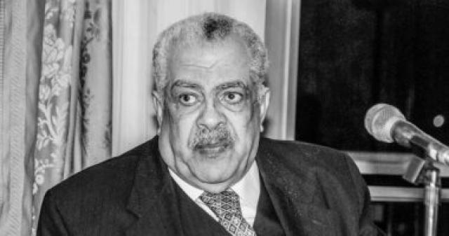حسب الله الكفراوى وزير التعمير والإسكان الأسبق