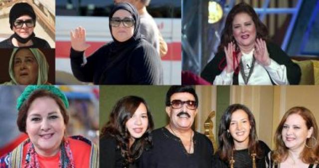 الفنانة دلال عبد العزيز