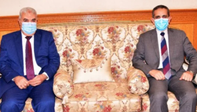 محافظ الغربيه يهنئ اللواء خالد العزب