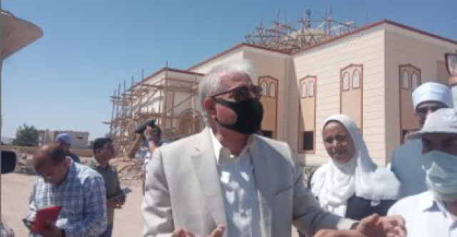 محافظ جنوب سيناء يتفقد الأعمال الإنشائية بمسجد الروضه