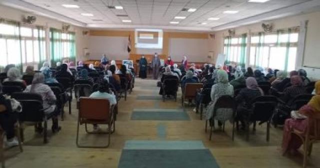لقاء تدريبى بتضامن القليوبية مع مكلفات الخدمة العامة