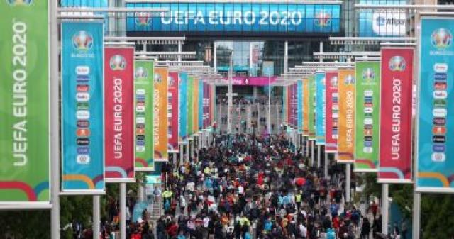 جماهير يورو 2020