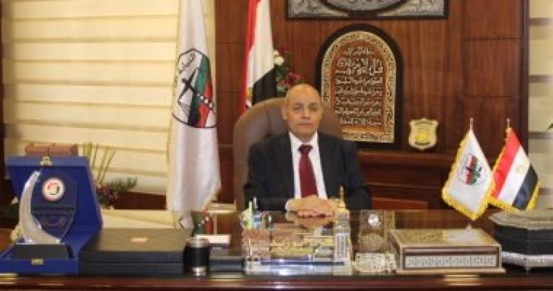 المستشار عزت أبو زيد