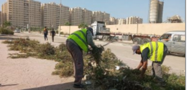 إزالة المخلفات من الشوارع