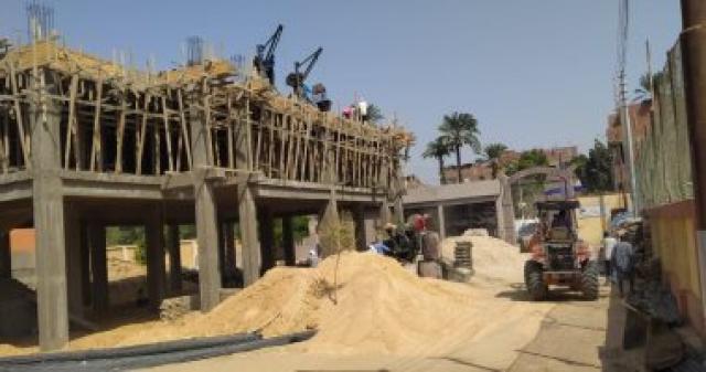 إنشاء مشروعات حياة كريمة بقرى أسيوط