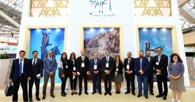 صورة من مشاركة السياحة في المعرض