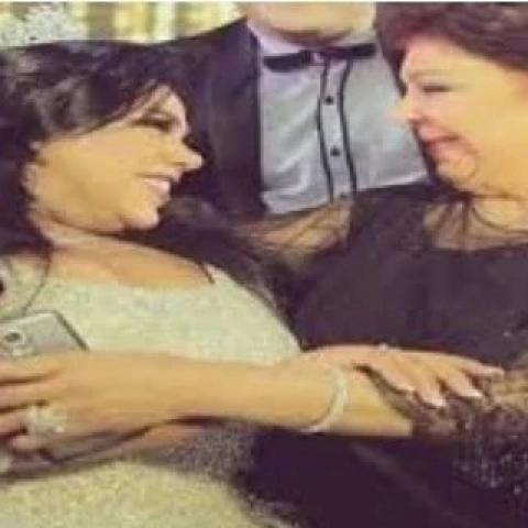 شيماء مع الراحلة رجاء الجداوى