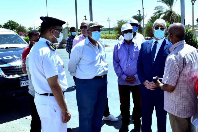 محافظ الأقصر يتفقد ميدان الملك عبدالله