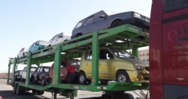 جانب من تخريد السيارات القديمة