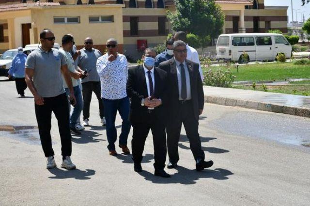 الاستاذ الدكتور احمد ذكي 