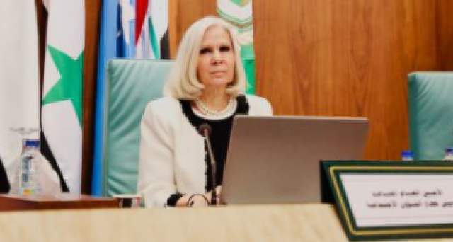 الأمين العام المساعد لجامعة الدول العربية هيفاء أبو غزالة