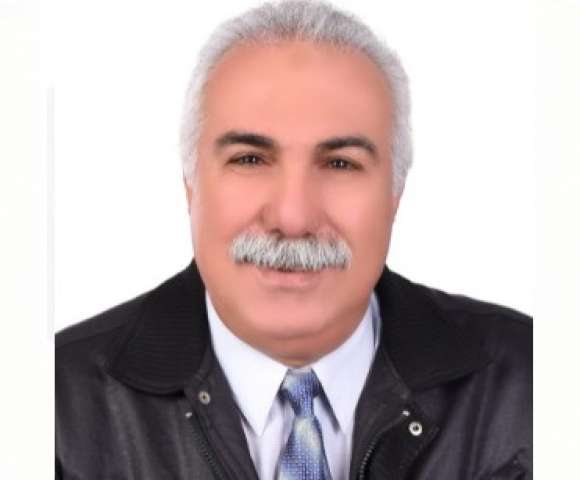 فتحى ندا الخبير الاقتصادى والمحلل المالي 