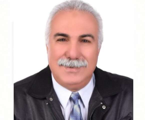 فتحي ندا الخبير الاقتصادى والمالى