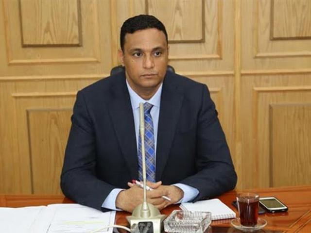 الدكتور أيمن مختار محافظ الدقهلية