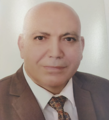  الدكتور إبراهيم درويش