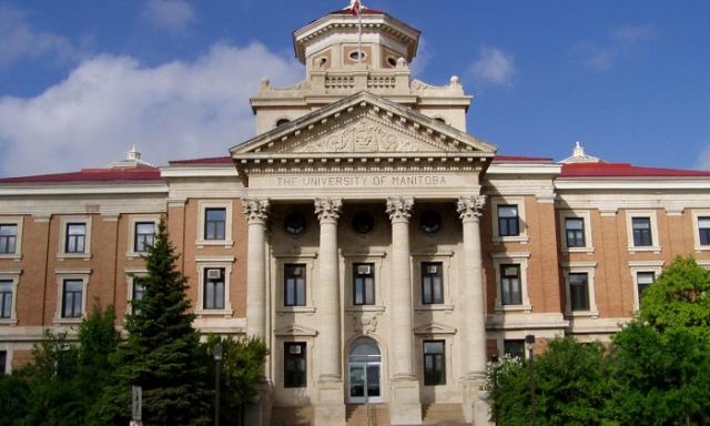 جامعة كندية 