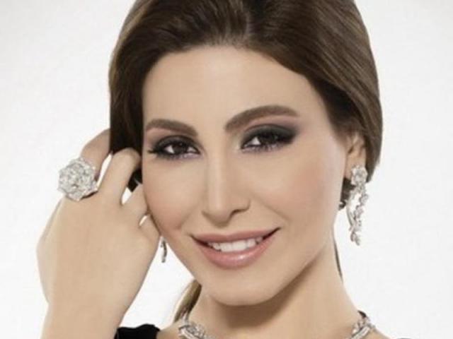 النجمة اللبنانية يارا