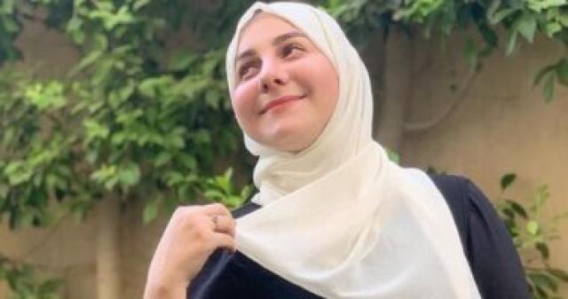   ياسمينا العلوانى 