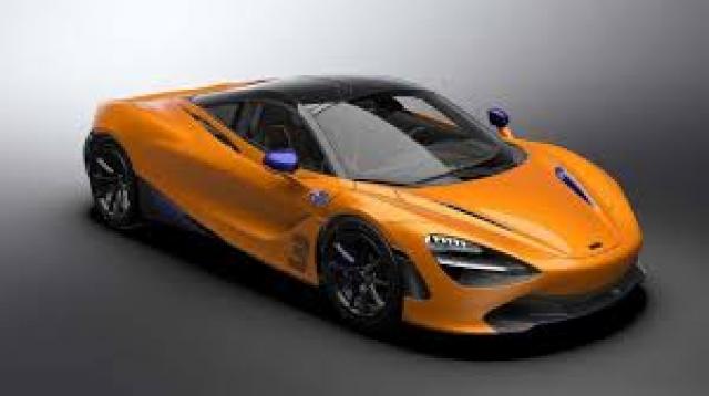 مكلارين 720s نسخة دانييل ريكاردو