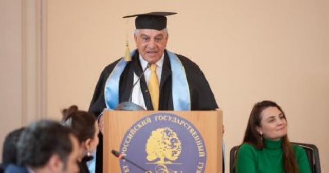  زاهى حواس