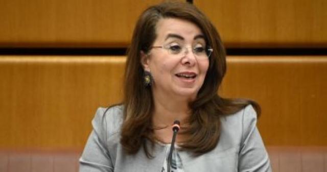غادة والى